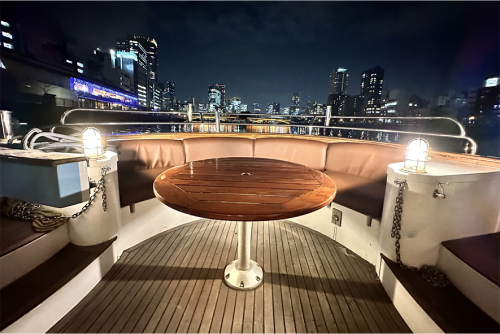 アールデルークの船内